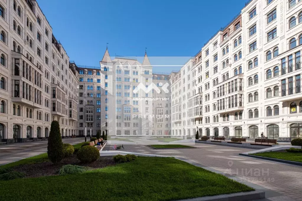 2-к кв. Санкт-Петербург пер. Басков, 2 (81.0 м) - Фото 1