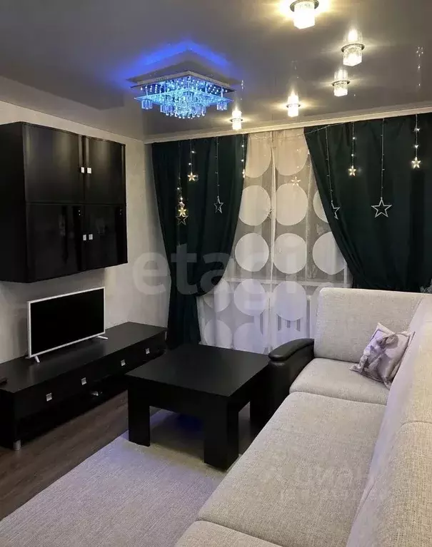 3-к кв. Башкортостан, Уфа ул. Коммунаров, 26 (51.0 м) - Фото 1
