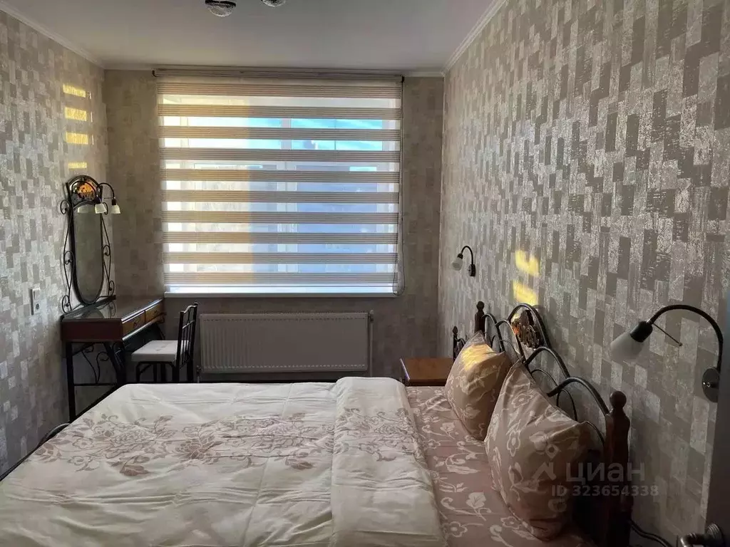 2-к кв. Санкт-Петербург ул. Турку, 13к1 (71.0 м) - Фото 1