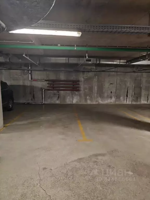 Гараж в Санкт-Петербург ул. Парфеновская, 9к1 (13 м) - Фото 1