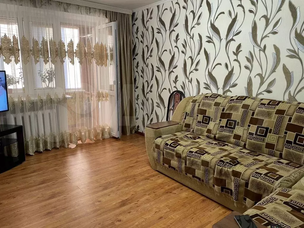 2-к. квартира, 42,6 м, 5/5 эт. - Фото 0