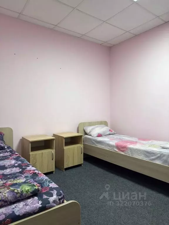 Комната Челябинская область, Челябинск просп. Ленина, 49В (25.0 м) - Фото 0