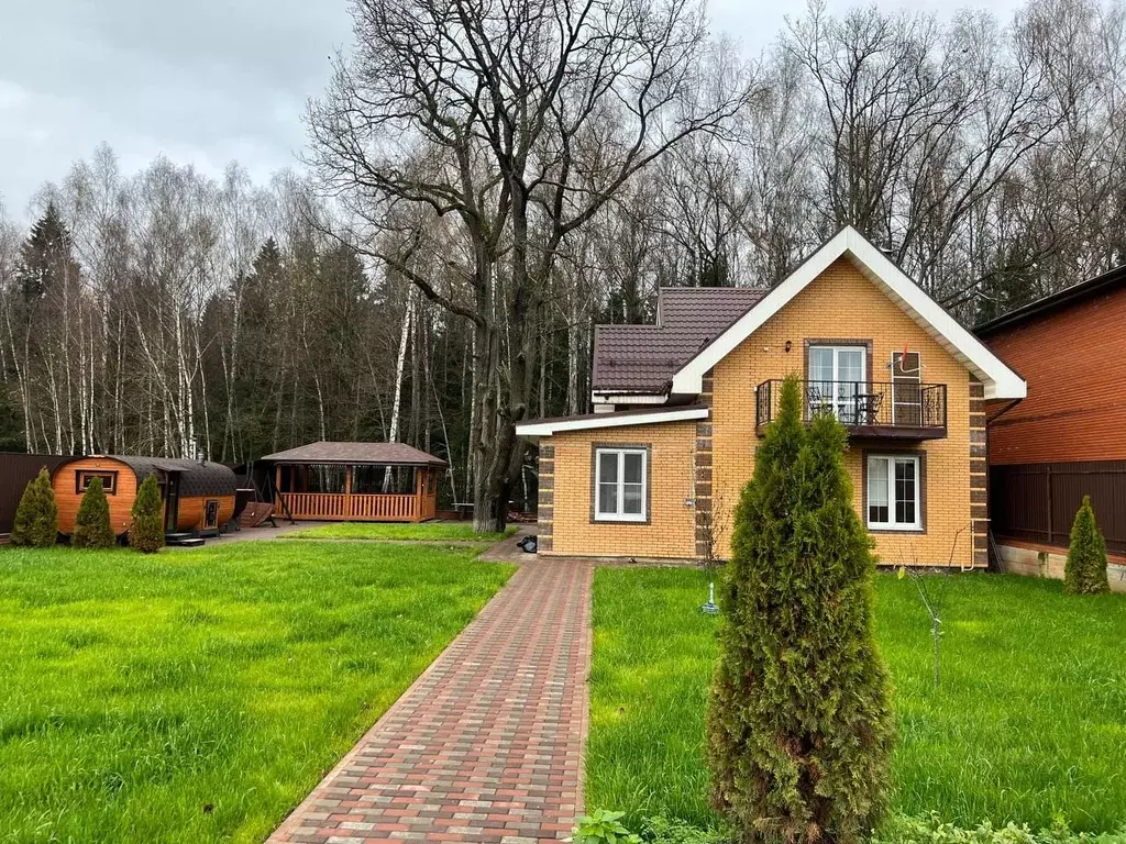 Дом в Москва д. Романцево, ул. Лесная, 19 (300 м) - Фото 1