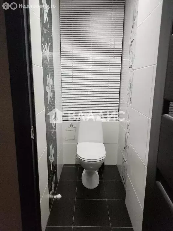 2-комнатная квартира: город Тельмана, Октябрьская улица, 3 (71.1 м) - Фото 2