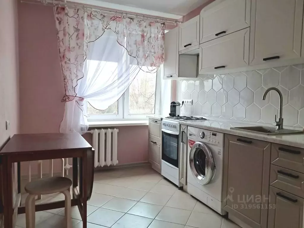 1-к кв. Санкт-Петербург ул. Орджоникидзе, 55 (30.6 м) - Фото 0
