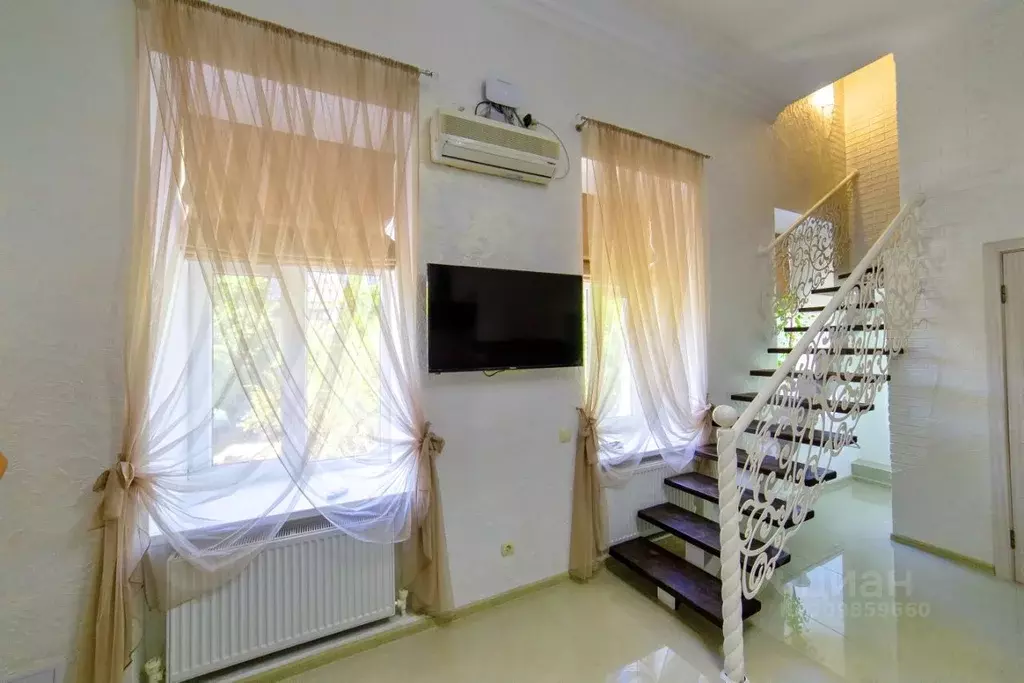 Дом в Крым, Евпатория ул. Санаторская (90 м) - Фото 1