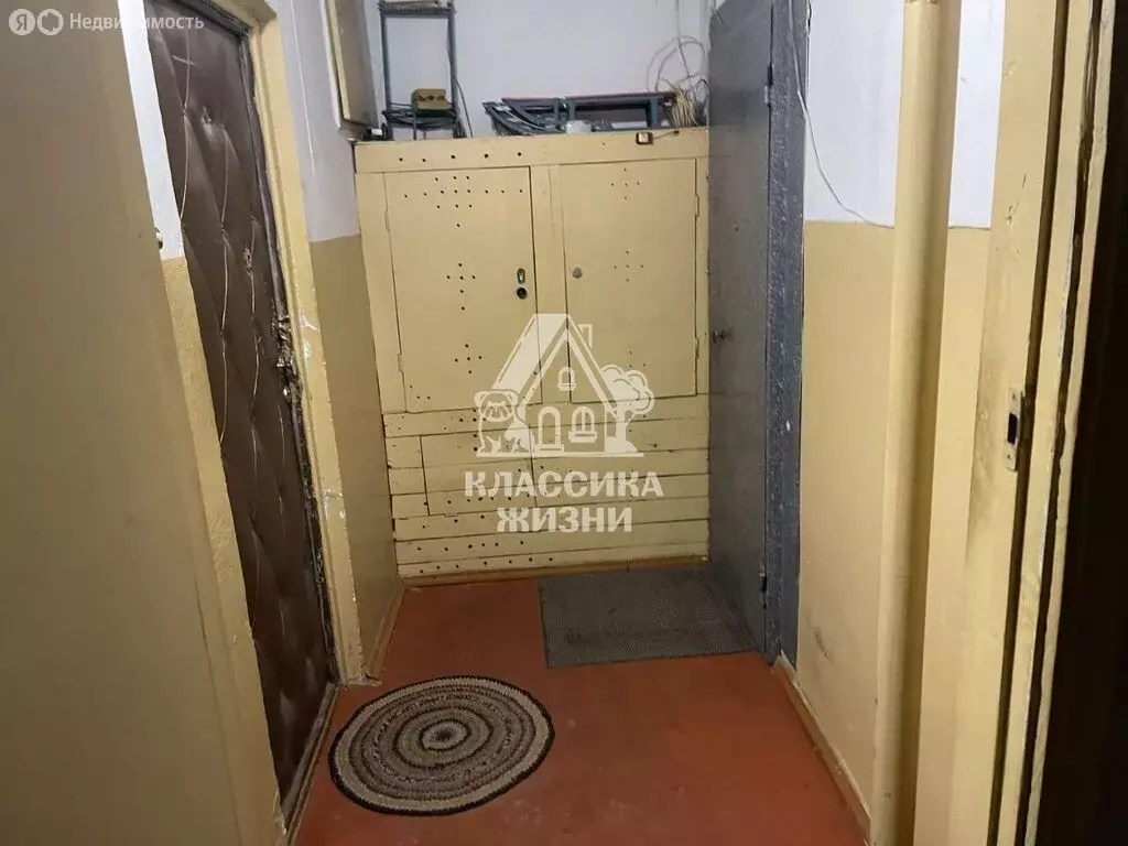 3-комнатная квартира: Нижний Новгород, улица Коминтерна, 10 (63 м) - Фото 2