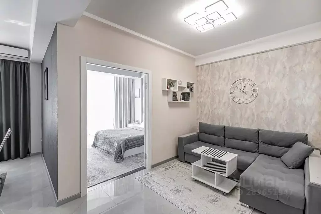 1-к кв. Ставропольский край, Ессентуки ул. Буачидзе, 1к5 (50.0 м) - Фото 0