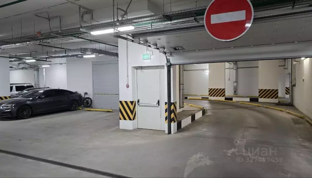 Гараж в Москва Бауманская ул., 47 (13 м) - Фото 1