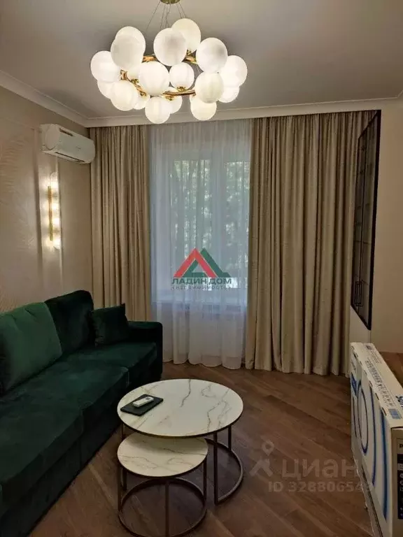 3-к кв. Краснодарский край, Краснодар Красная ул., 204 (73.7 м) - Фото 1