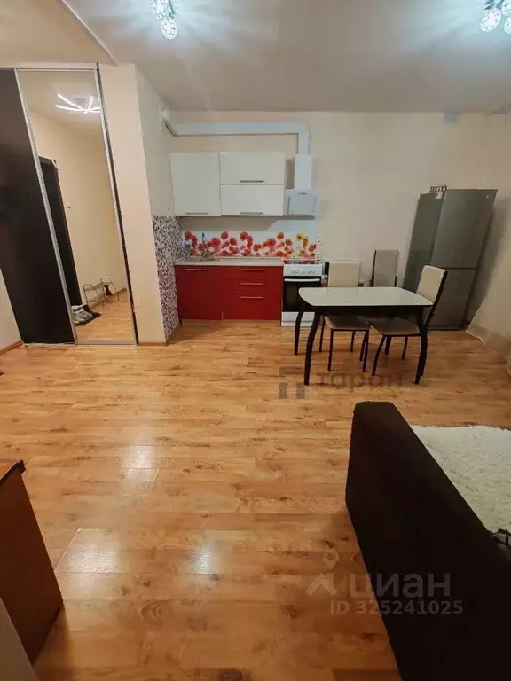 2-к кв. Челябинская область, Челябинск ул. Александра Шмакова, 18 ... - Фото 1