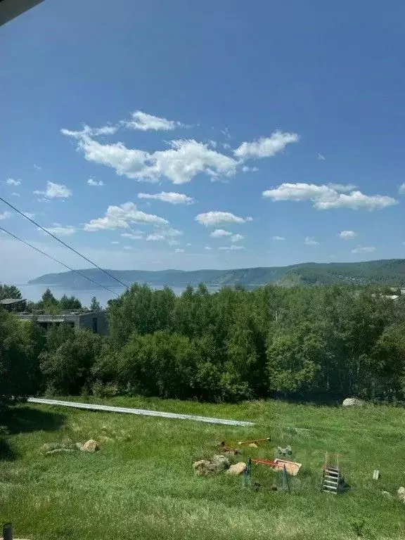 3-к кв. Иркутская область, Иркутский муниципальный округ, Листвянка рп ... - Фото 1