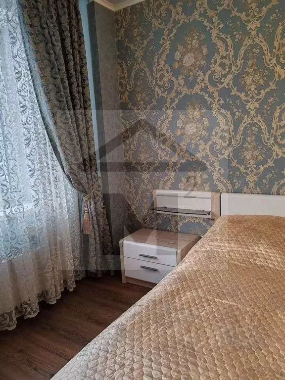 2-к кв. Хакасия, Абакан ул. Кирова, 122 (69.0 м) - Фото 1