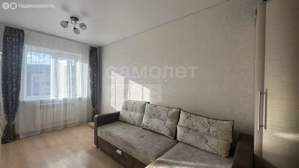 Квартира-студия: Оренбург, микрорайон Кушкуль, улица Просвещения, 19/4 ... - Фото 1