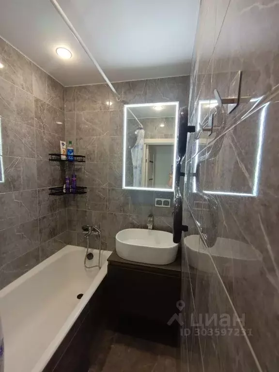 2-к кв. Санкт-Петербург ул. Партизана Германа, 33 (55.0 м) - Фото 1