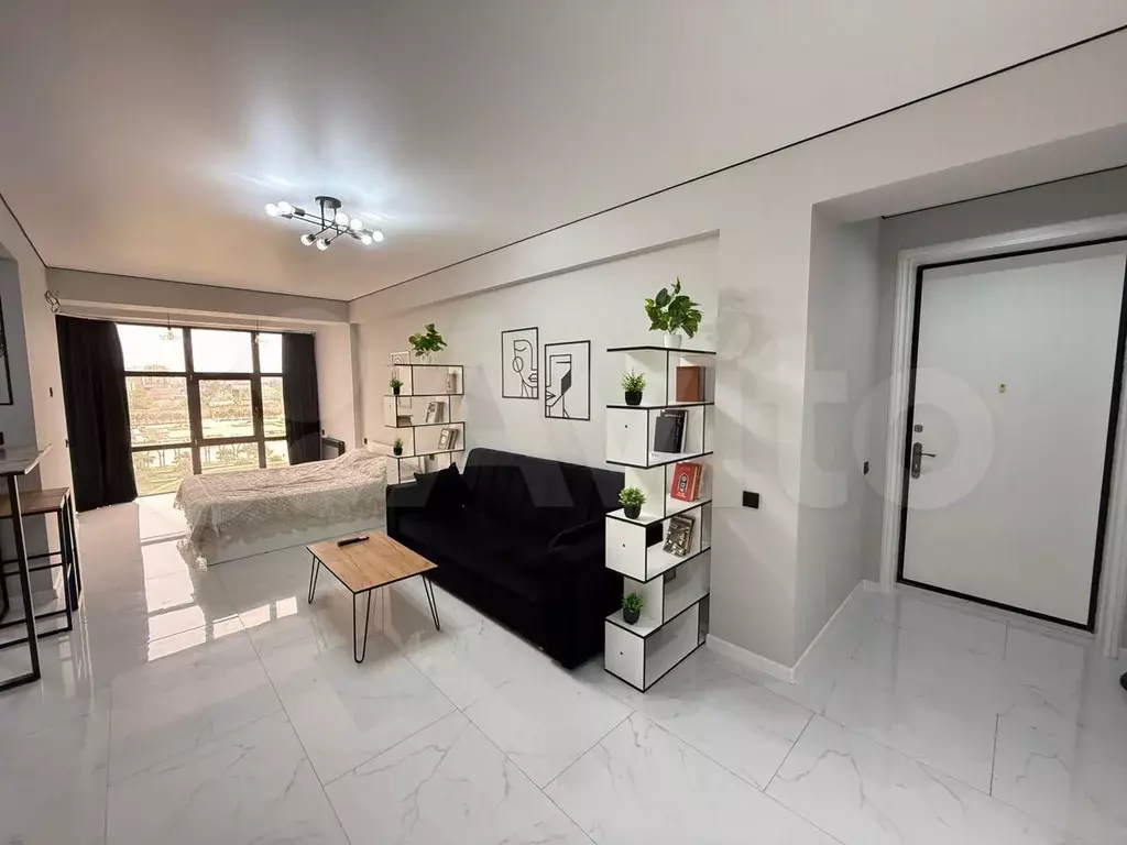 1-к. квартира, 52 м, 7/9 эт. - Фото 1