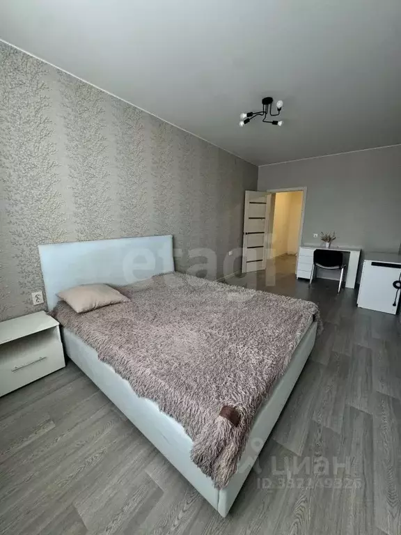 1-к кв. Тюменская область, Тюмень Холодильная ул., 138 (50.9 м) - Фото 1