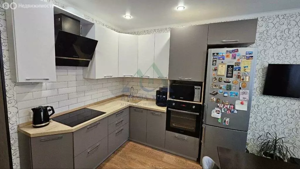 1-комнатная квартира: Оренбург, Транспортная улица, 16/3 (47 м) - Фото 1