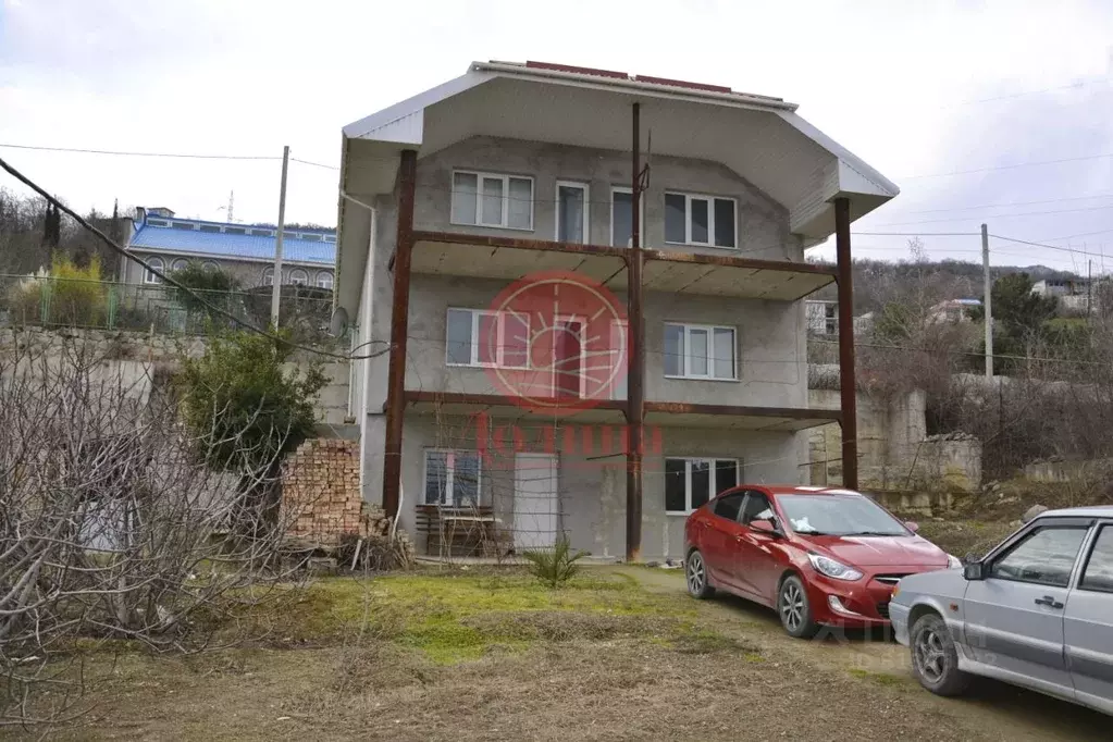Дом в Крым, Алушта муниципальный округ, с. Малый Маяк  (265 м) - Фото 1