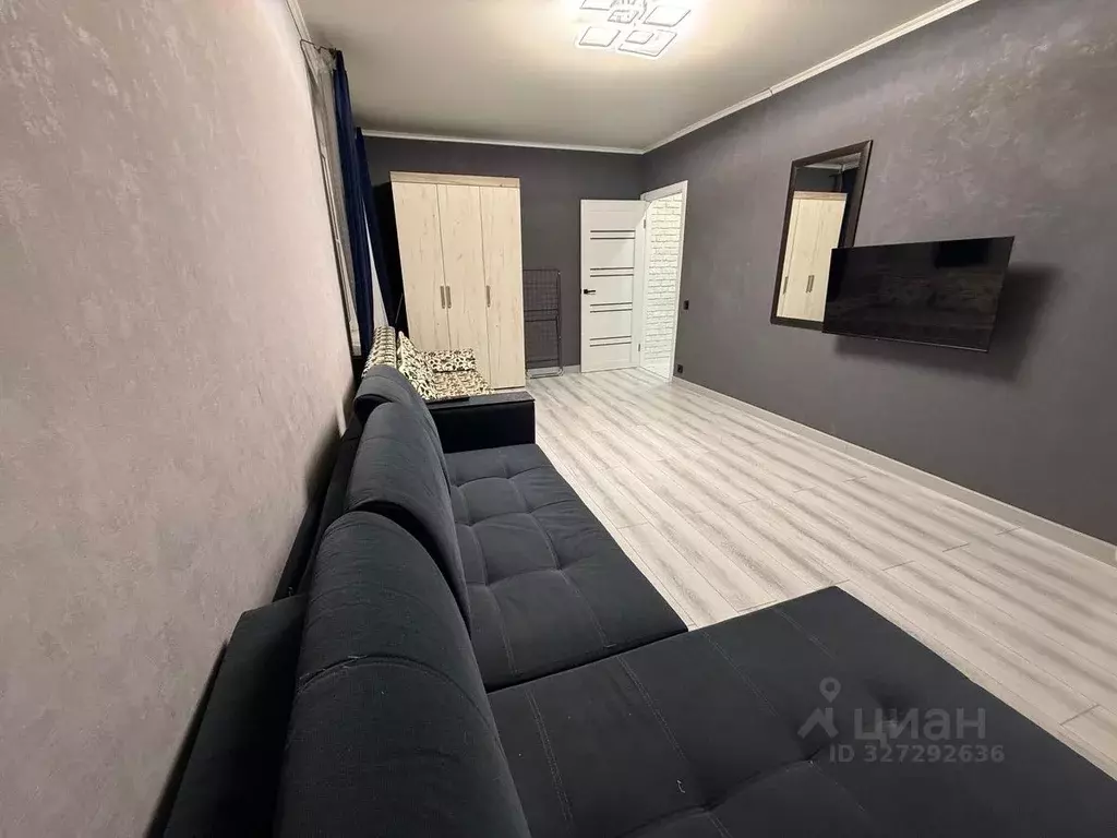 1-к кв. Татарстан, Казань ул. Шамиля Усманова, 24 (40.0 м) - Фото 1