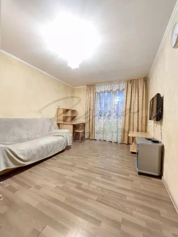 1-к. квартира, 38 м, 8/10 эт. - Фото 0