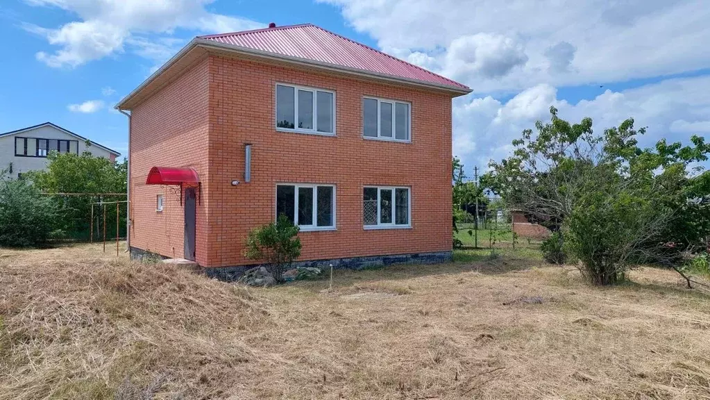 Дом в Краснодарский край, Темрюкский район, Ахтанизовское с/пос, пос. ... - Фото 1