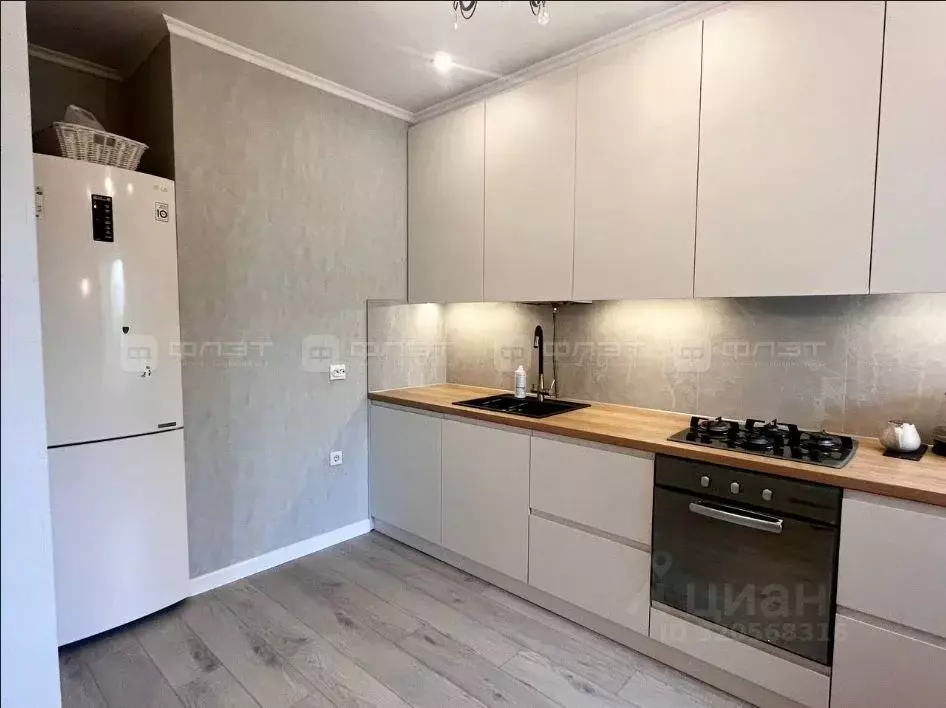 3-к кв. Татарстан, Казань Большая Красная ул., 63 (87.0 м) - Фото 1