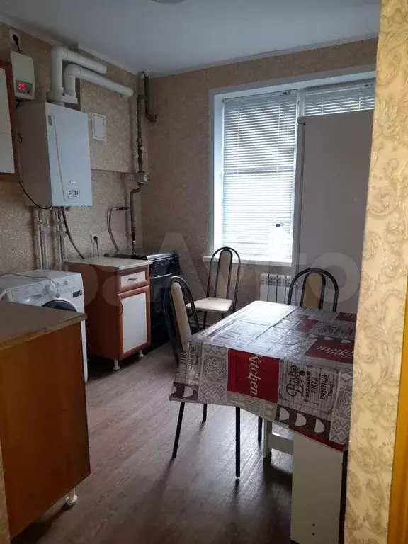 1-к. квартира, 30 м, 1/3 эт. - Фото 1