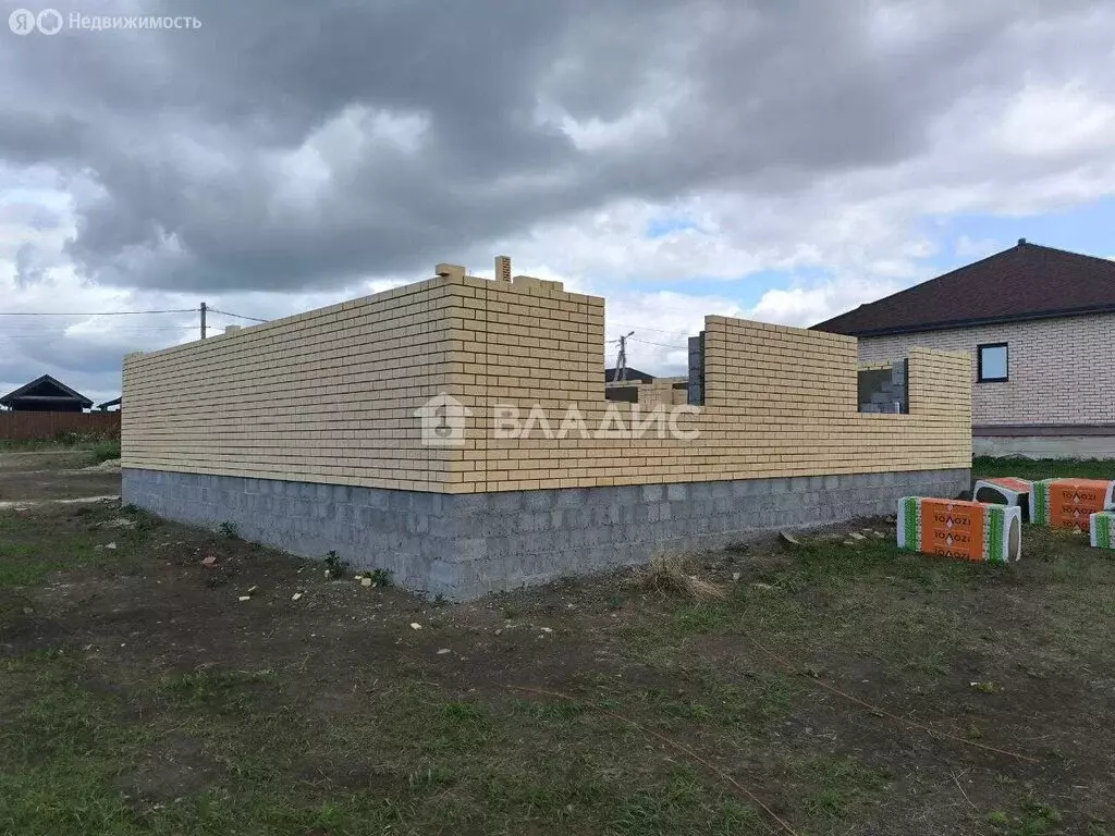 Дом в Майский, квартал Майский-80, Вольная улица (93 м) - Фото 0