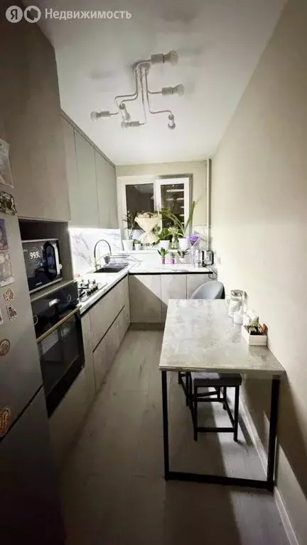 2-комнатная квартира: Екатеринбург, улица Белинского, 220к2 (43 м) - Фото 1