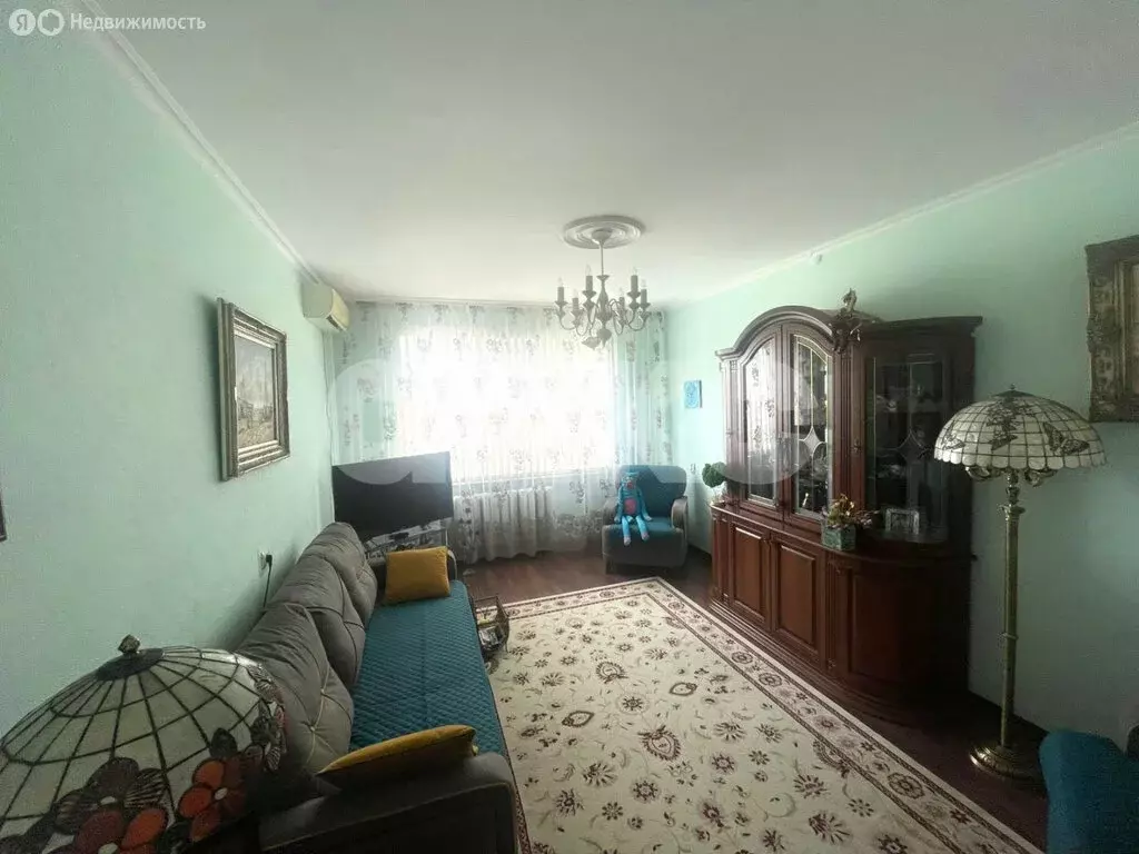 3-комнатная квартира: Майкоп, улица 12 Марта, 130/1 (67.5 м) - Фото 1
