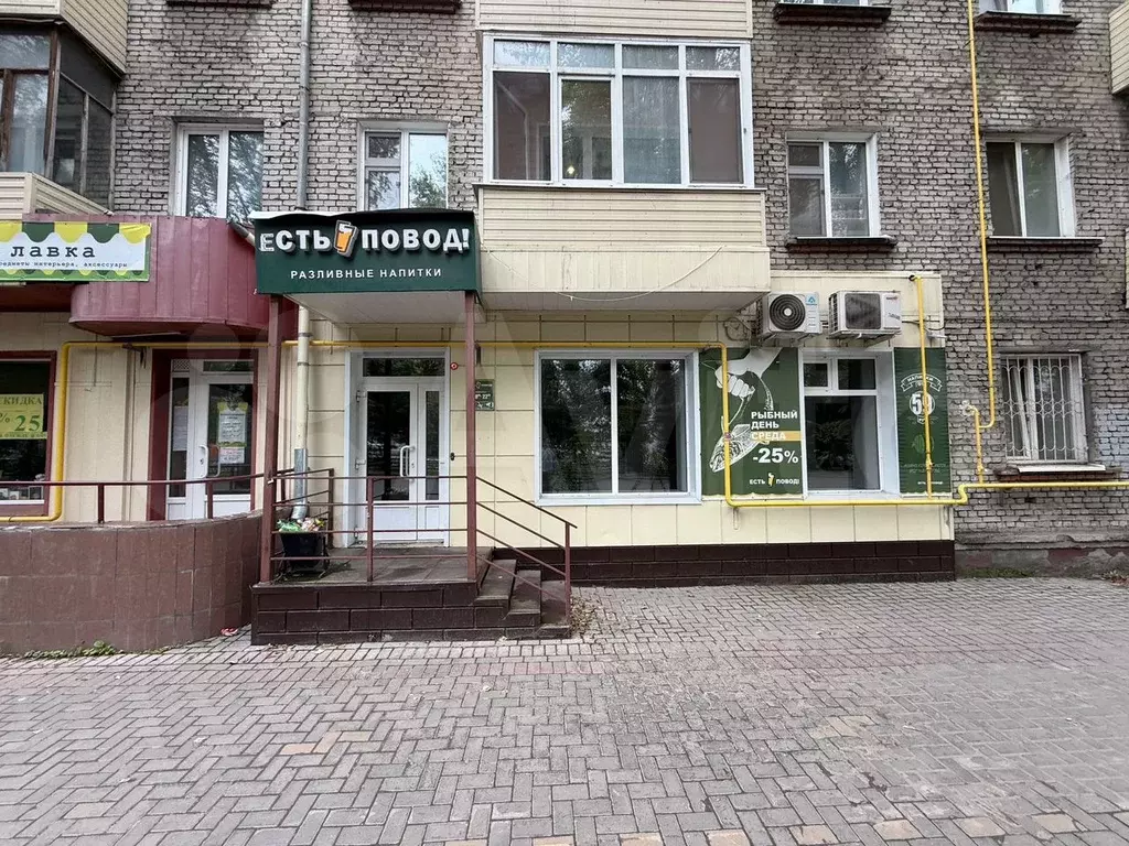 Торговое в Аренду на Кирова 61 - Фото 1