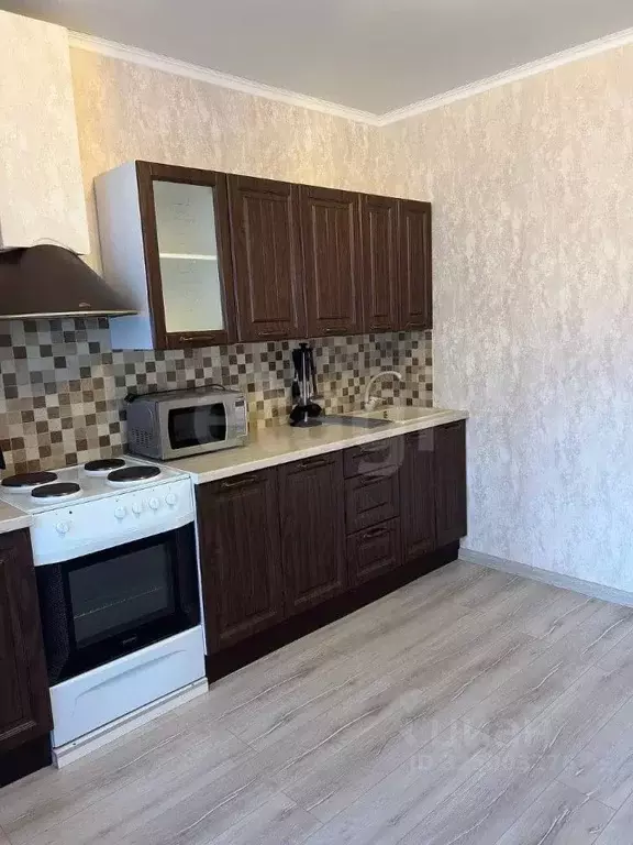 1-к кв. Тюменская область, Тюмень ул. Достоевского, 18 (40.0 м) - Фото 2