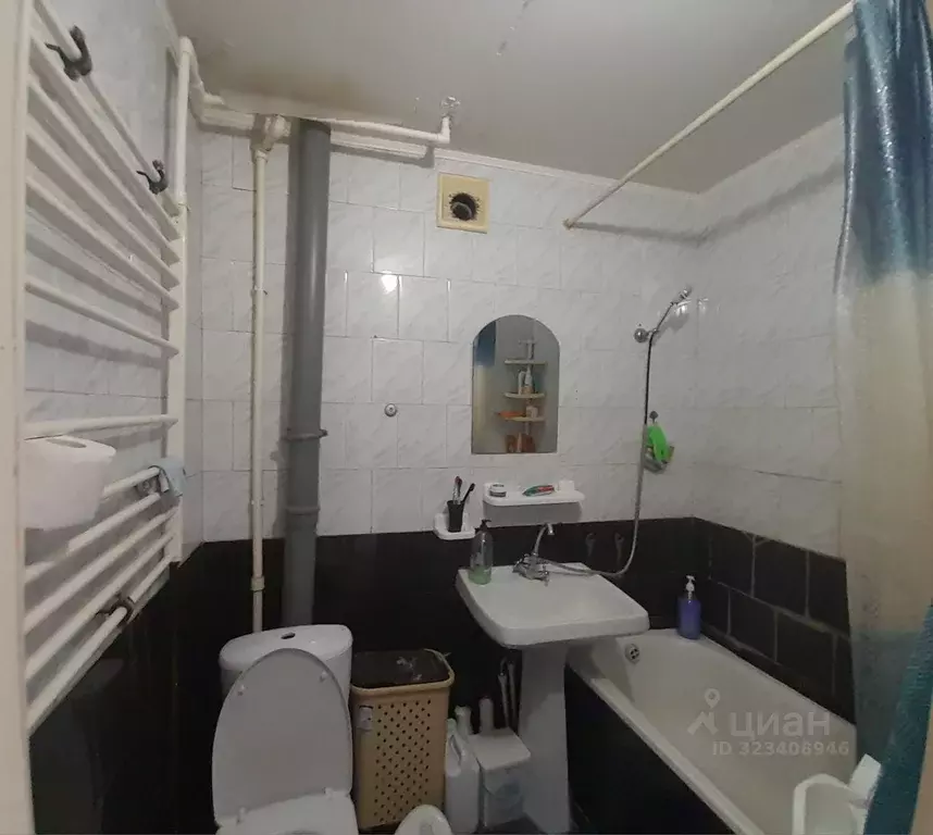 3-к кв. Ростовская область, Азов Азовский район, Комсомольская ул., ... - Фото 1