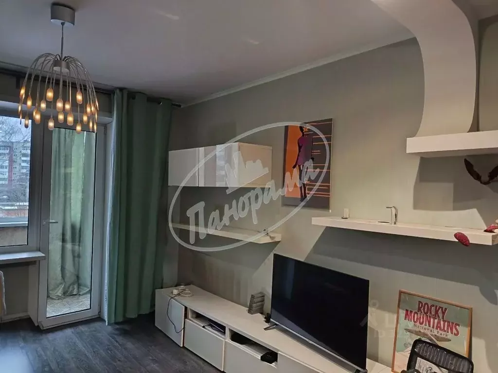 3-к кв. Калужская область, Калуга ул. Генерала Попова, 18к1 (65.0 м) - Фото 2