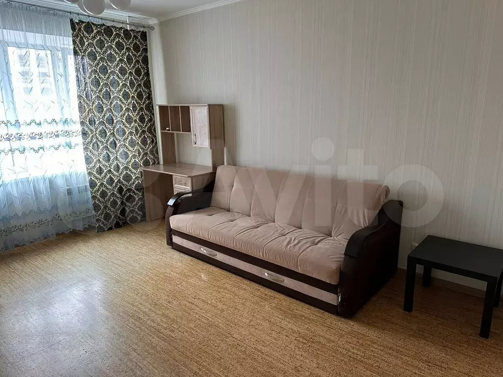 1-к. квартира, 40 м, 10/10 эт. - Фото 1