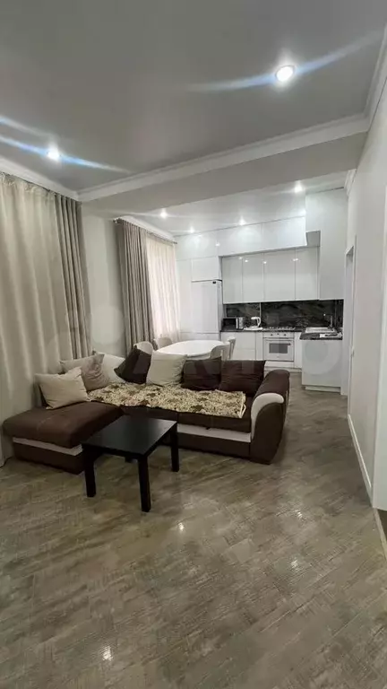 1-к. квартира, 42 м, 7/9 эт. - Фото 1