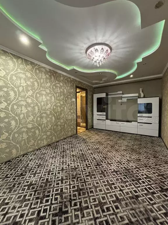 2-к. квартира, 43 м, 1/2 эт. - Фото 0