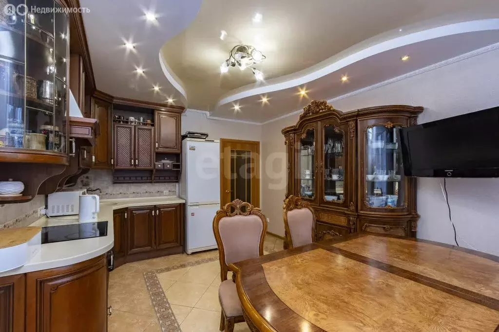 2-комнатная квартира: Тюмень, улица Малыгина, 52 (72.7 м) - Фото 2