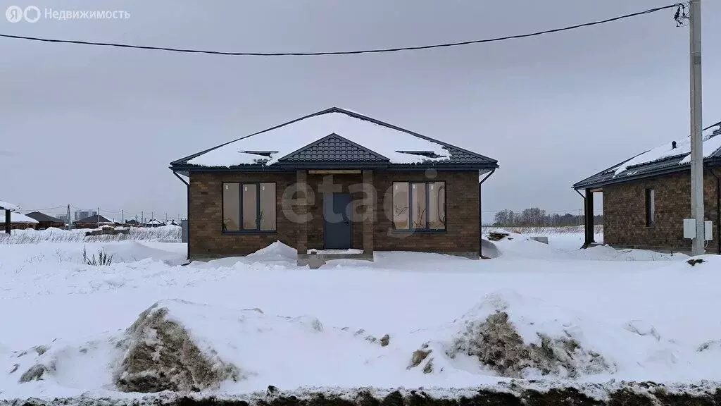 Дом в Тукаевский район, деревня Азьмушкино, улица 70 лет Победы (118 ... - Фото 2