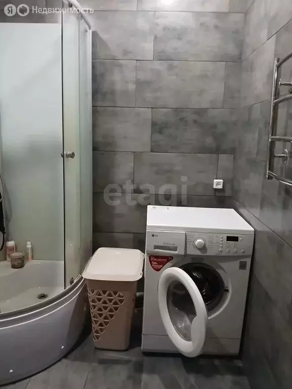 2-комнатная квартира: Чулым, Садовая улица, 1В (63.4 м) - Фото 1