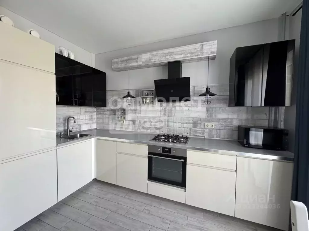 1-к кв. Краснодарский край, Геленджик ул. Халтурина, 32к1 (42.0 м) - Фото 1