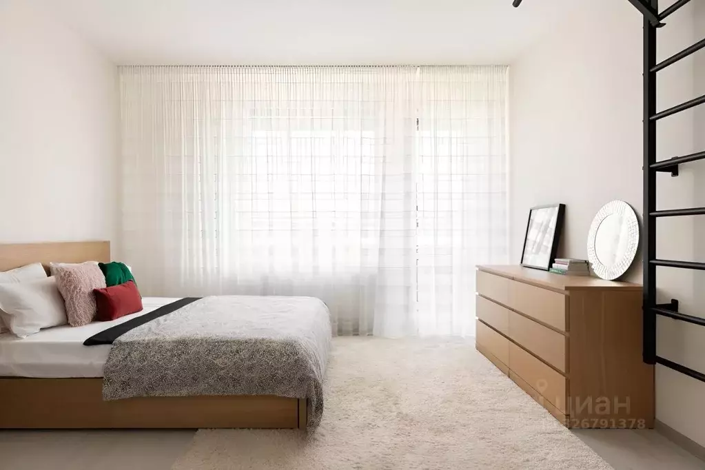 Студия Санкт-Петербург ул. Верхне-Каменская, 9к1 (38.0 м) - Фото 0