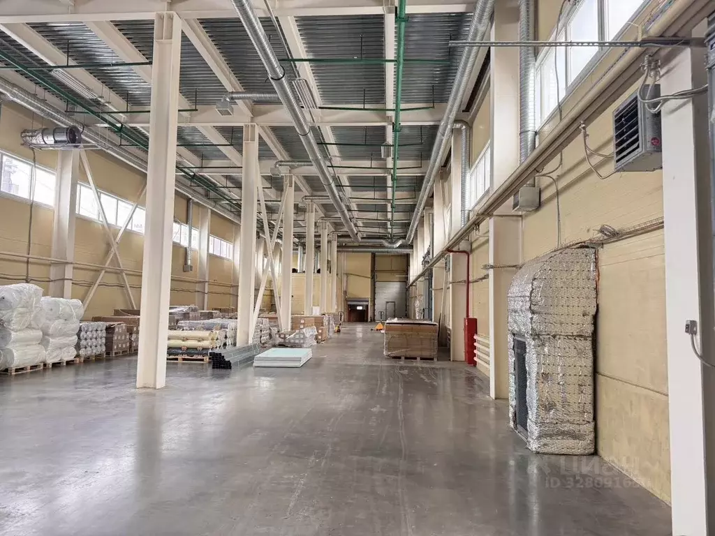 Склад в Московская область, Одинцовский городской округ, д. Малые ... - Фото 1