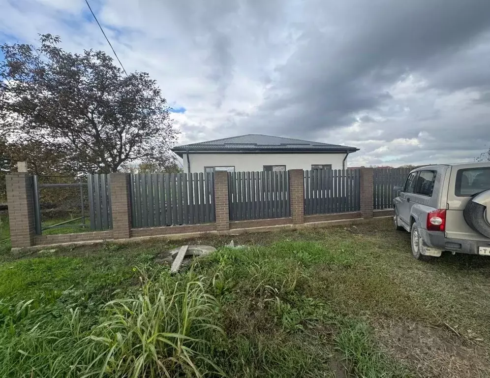 Дом в Краснодарский край, Темрюкский район, Курчанское с/пос, пос. ... - Фото 1