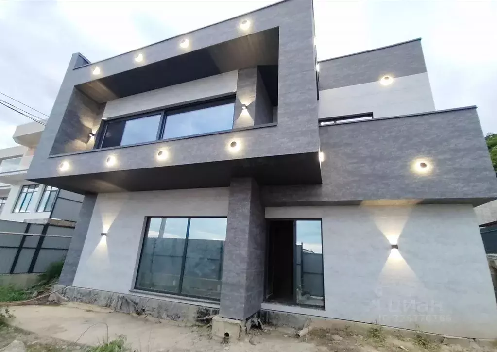 Дом в Краснодарский край, Сочи ул. Ручей Видный (240 м) - Фото 1