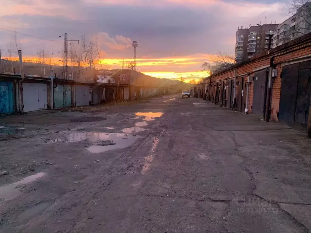 Гараж в Красноярский край, Красноярск Семафорная ул., 17 (24 м) - Фото 1