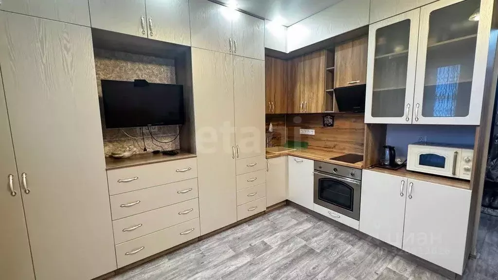 Студия Ханты-Мансийский АО, Ханты-Мансийск Самаровская ул., 6к1 (23.8 ... - Фото 1