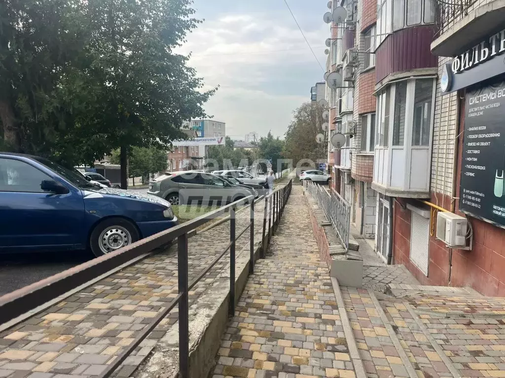 Офис в Краснодарский край, Крымск ул. Карла Либкнехта (50 м) - Фото 0