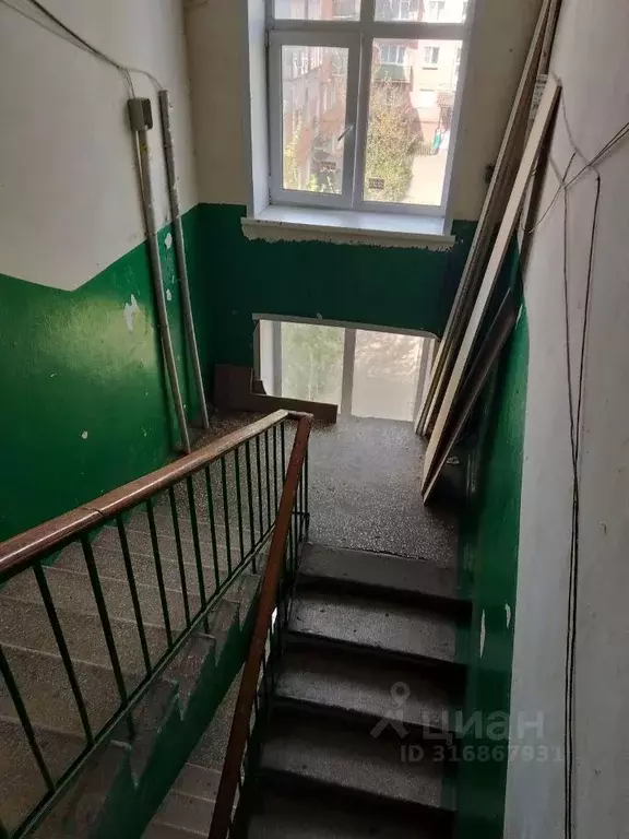 1-к кв. Курская область, Курск Курского завода тракторных запчастей ... - Фото 1